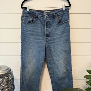 Levi’s Ribcage Straight Ankle Size 32